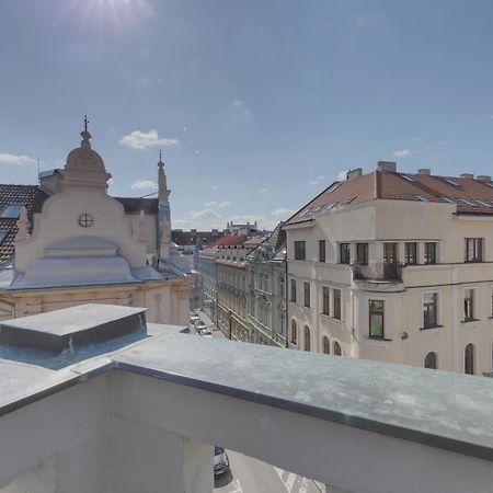 Aneri Apartment Old Town Bratislava Bagian luar foto